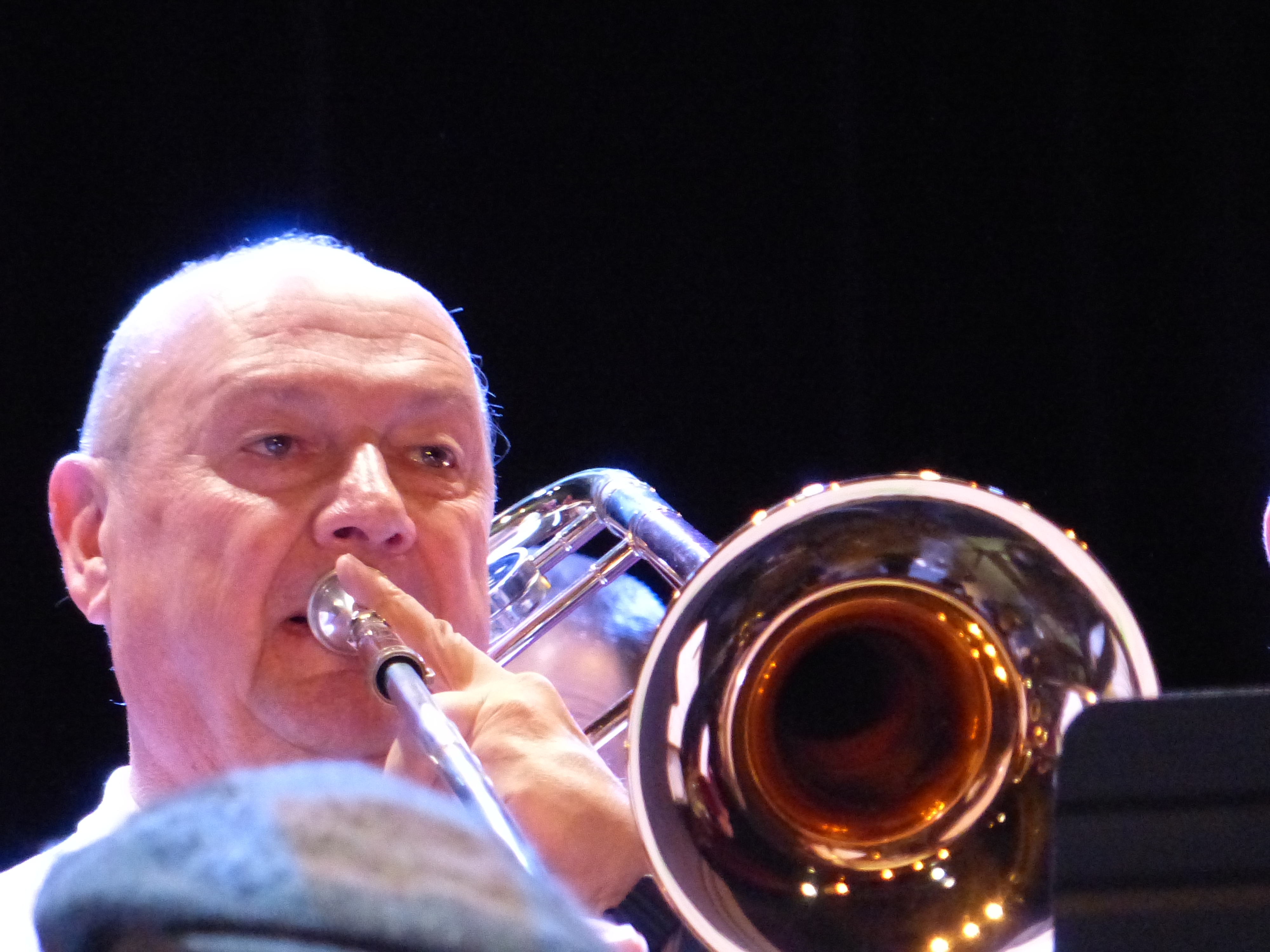 Tromboniste de Carrément Jazz